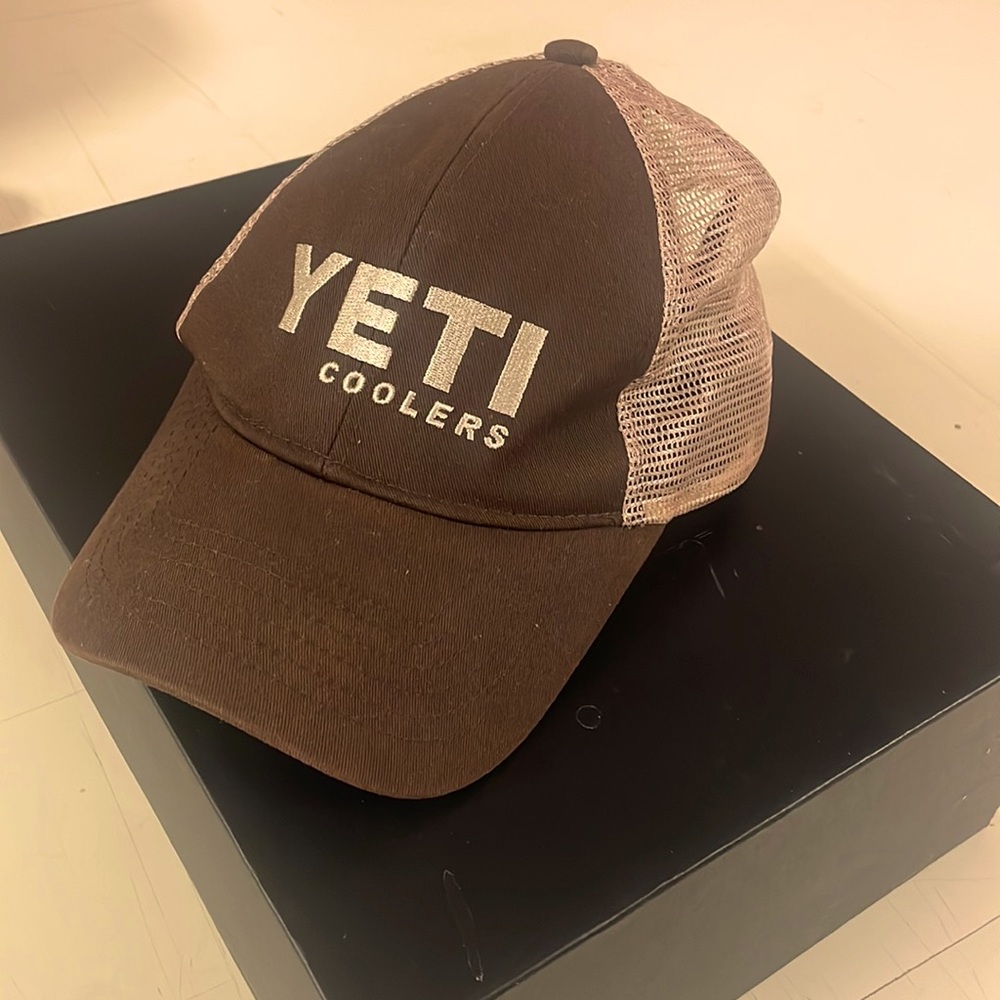 Yeti Hat / Used Once